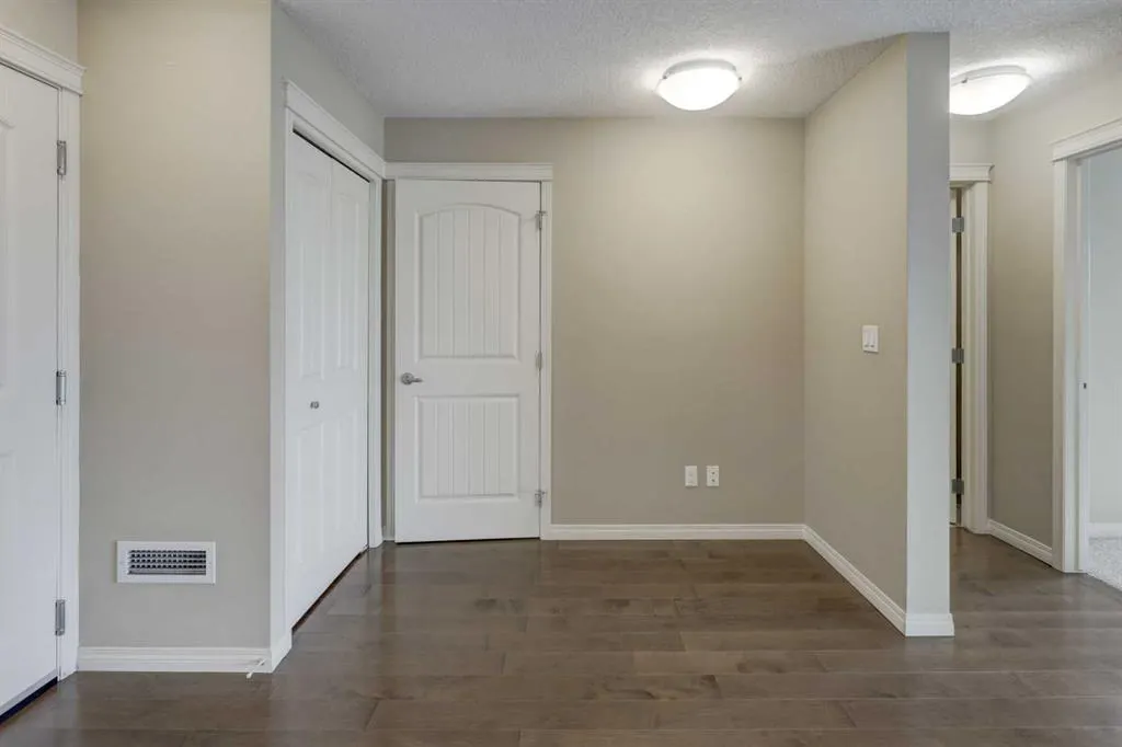 406 Cranberry Park SE #303