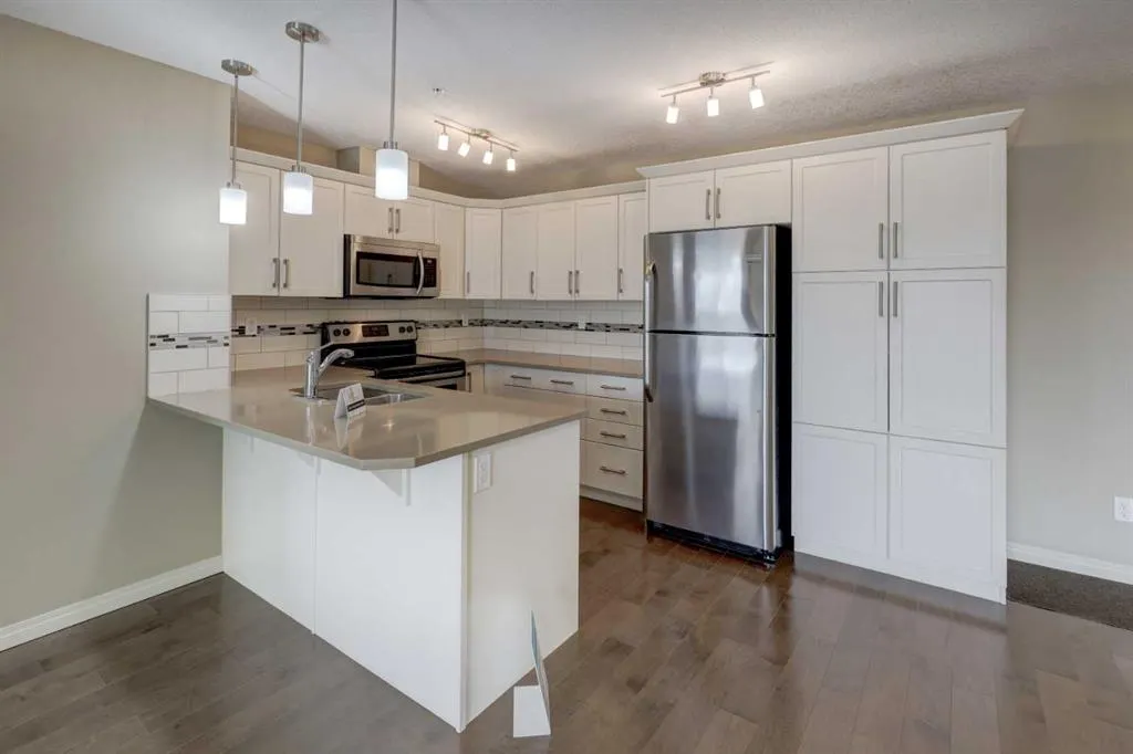 406 Cranberry Park SE #303