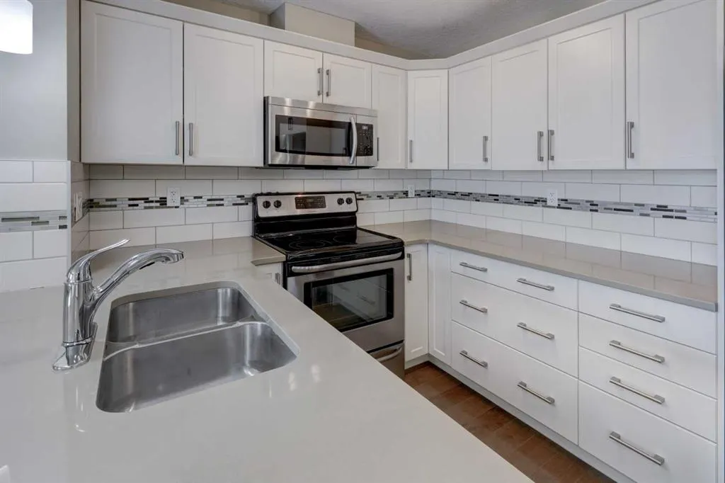 406 Cranberry Park SE #303