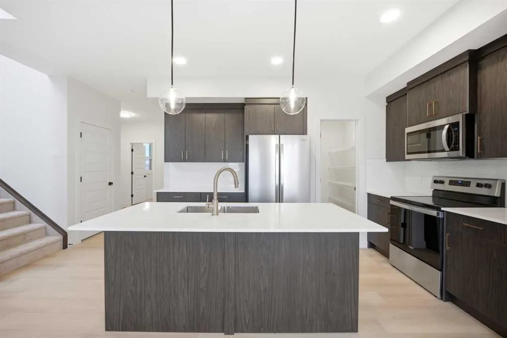 50 Waterford Mews