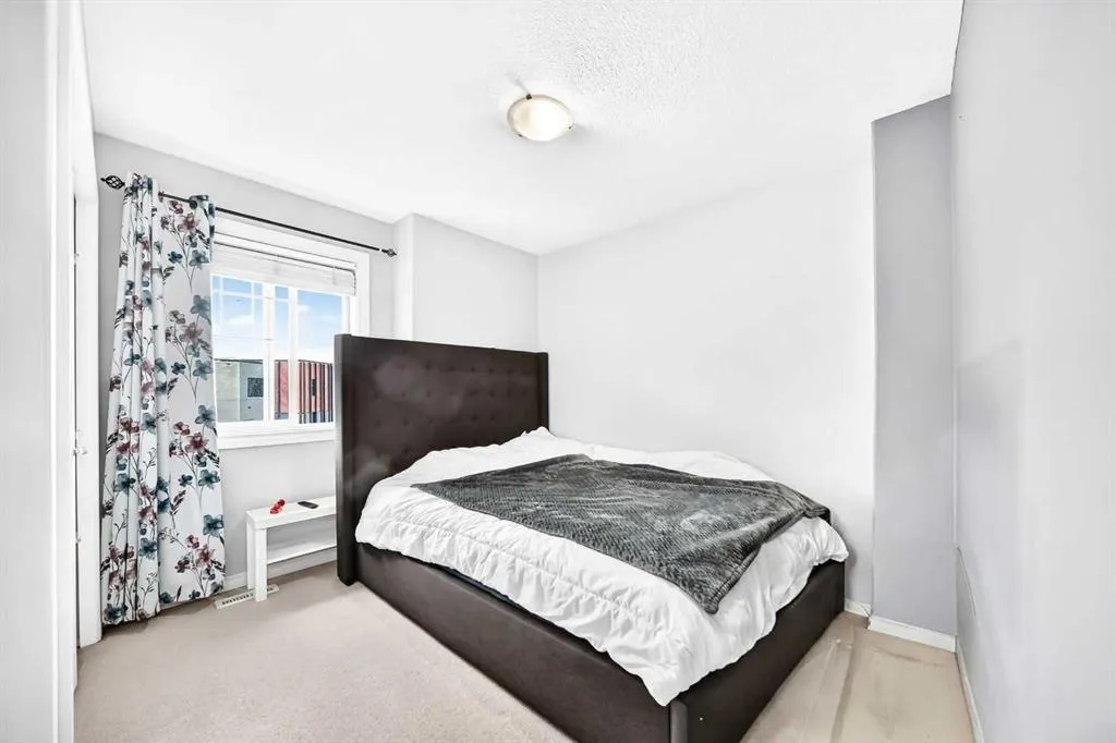100 Coopers Common SW #119