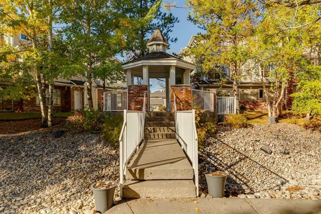 7171 Coach Hill Road SW #2504