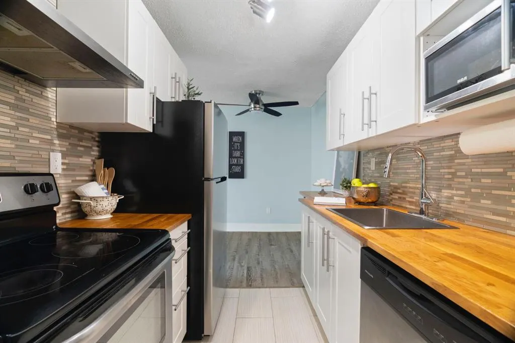 930 Royal Avenue SW #4