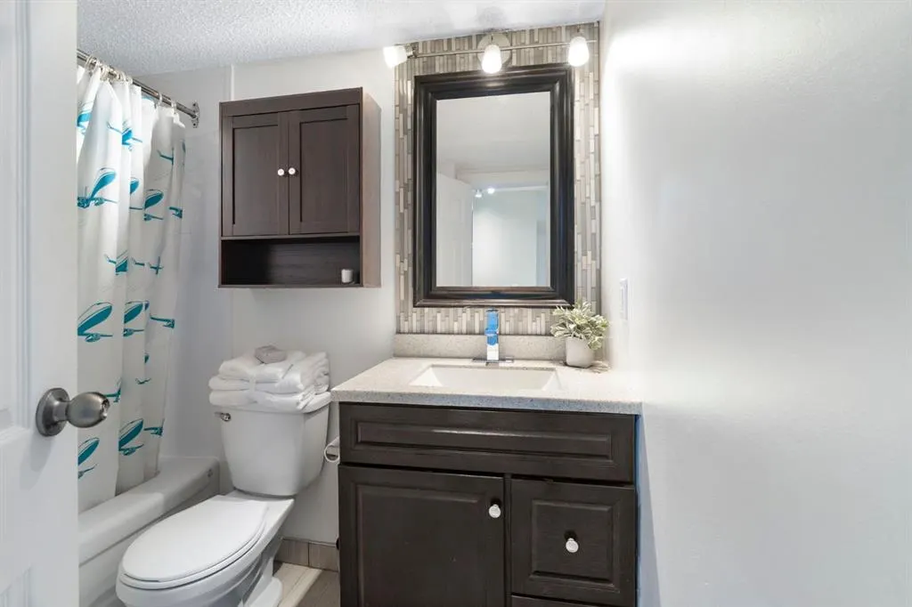 930 Royal Avenue SW #4