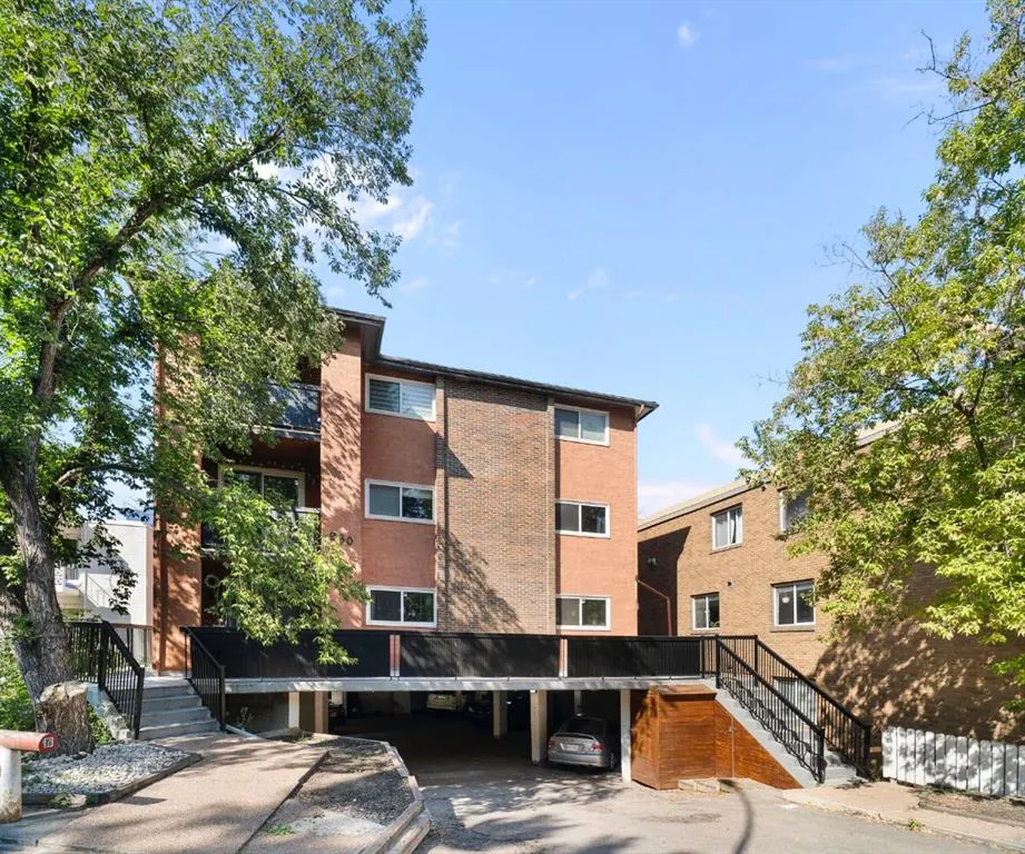 930 Royal Avenue SW #4