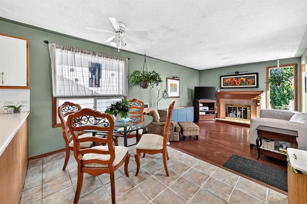155 Strathcona Close SW