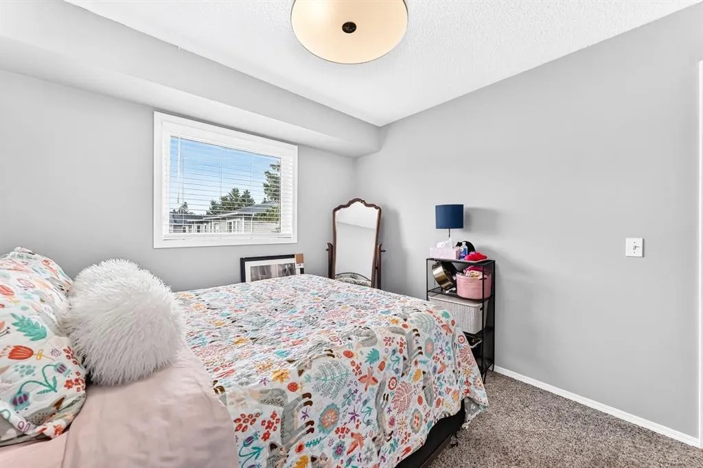 355 Regal Park NE