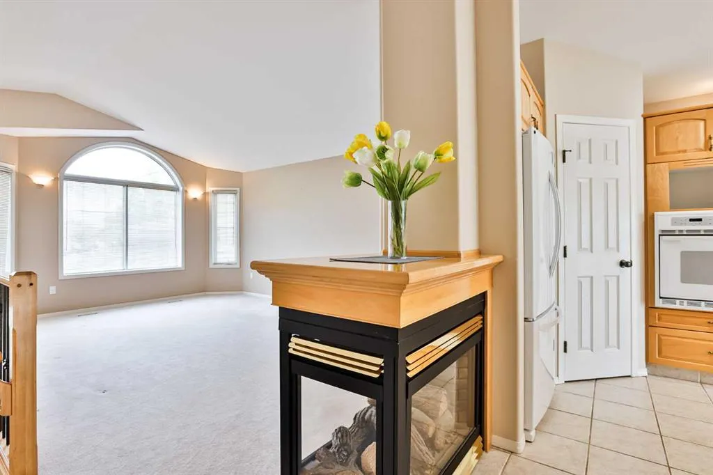 37 Squamish Crescent W