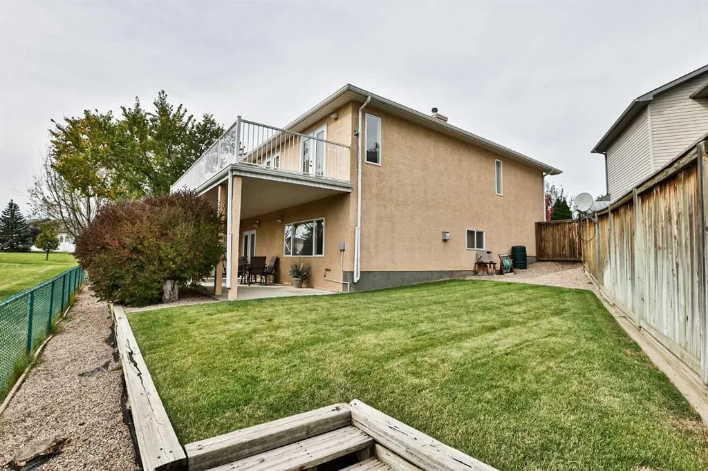 37 Squamish Crescent W
