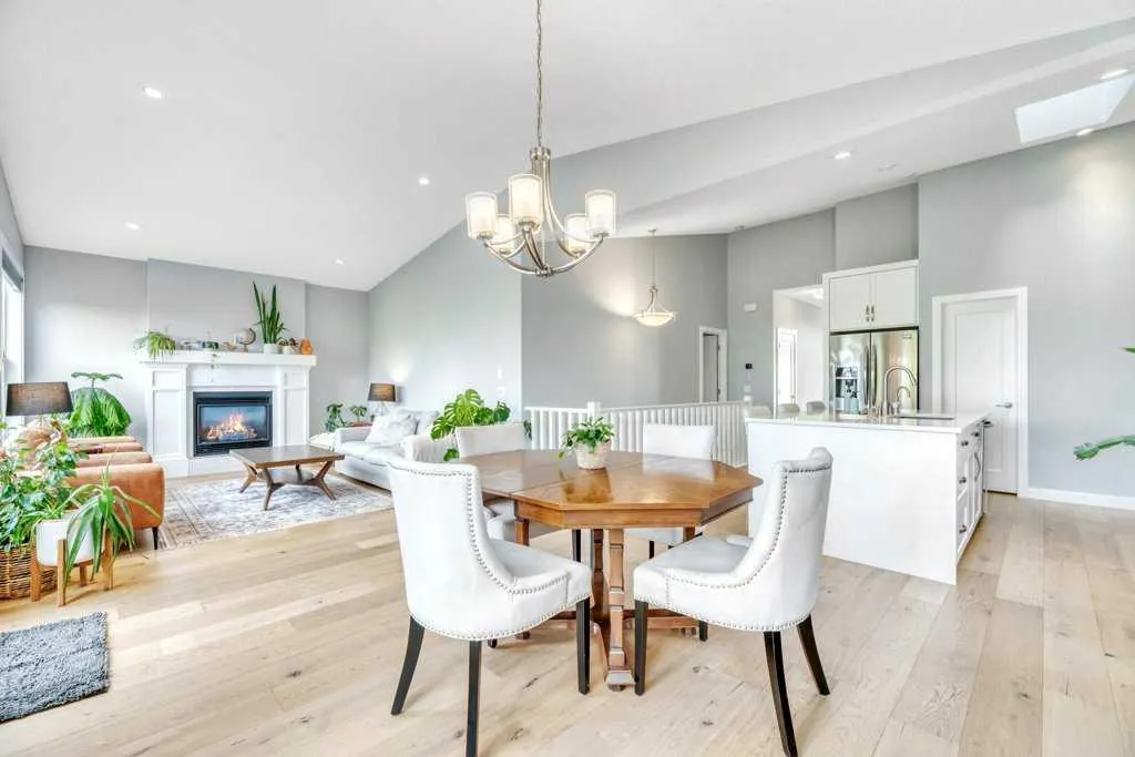 32 Walden Place SE