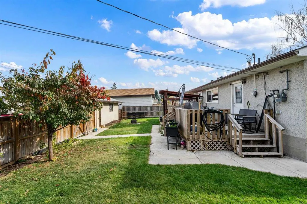 5410 Valentine Crescent SE