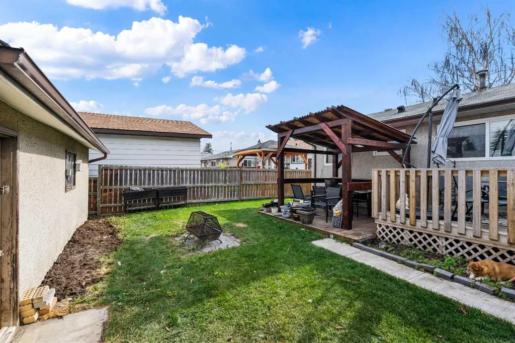 5410 Valentine Crescent SE