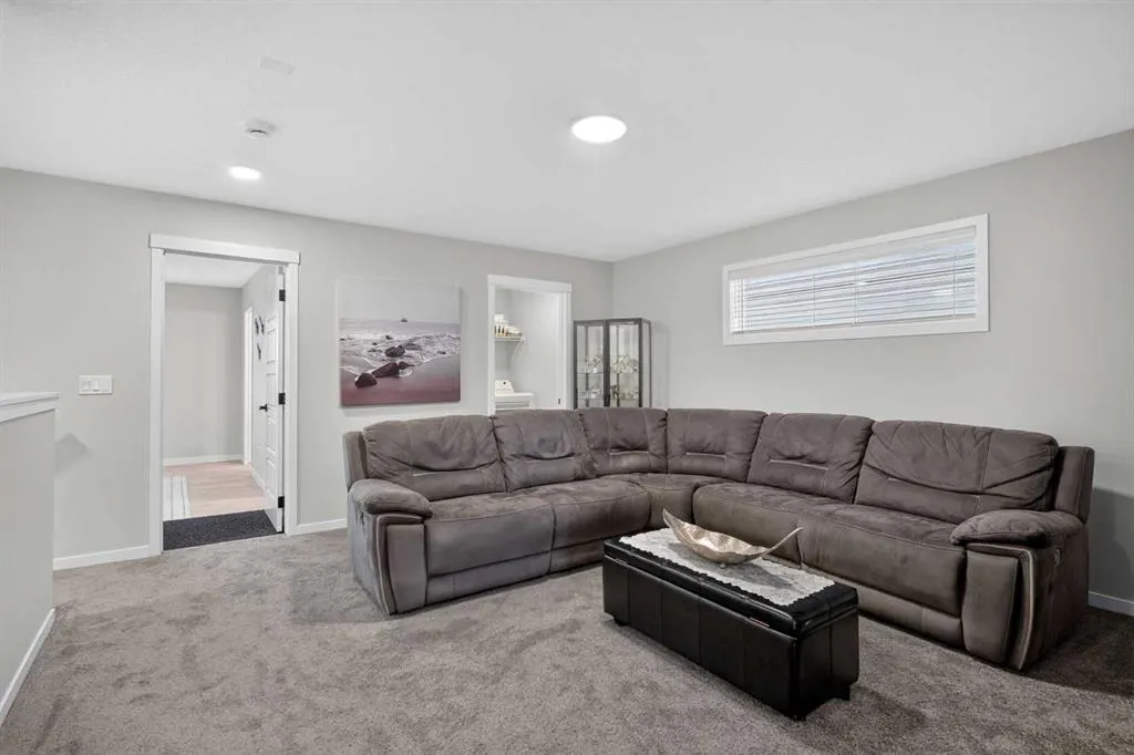 143 Wolf Hollow Manor SE