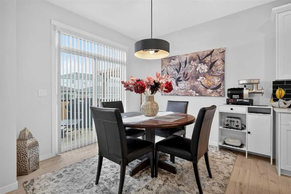143 Wolf Hollow Manor SE