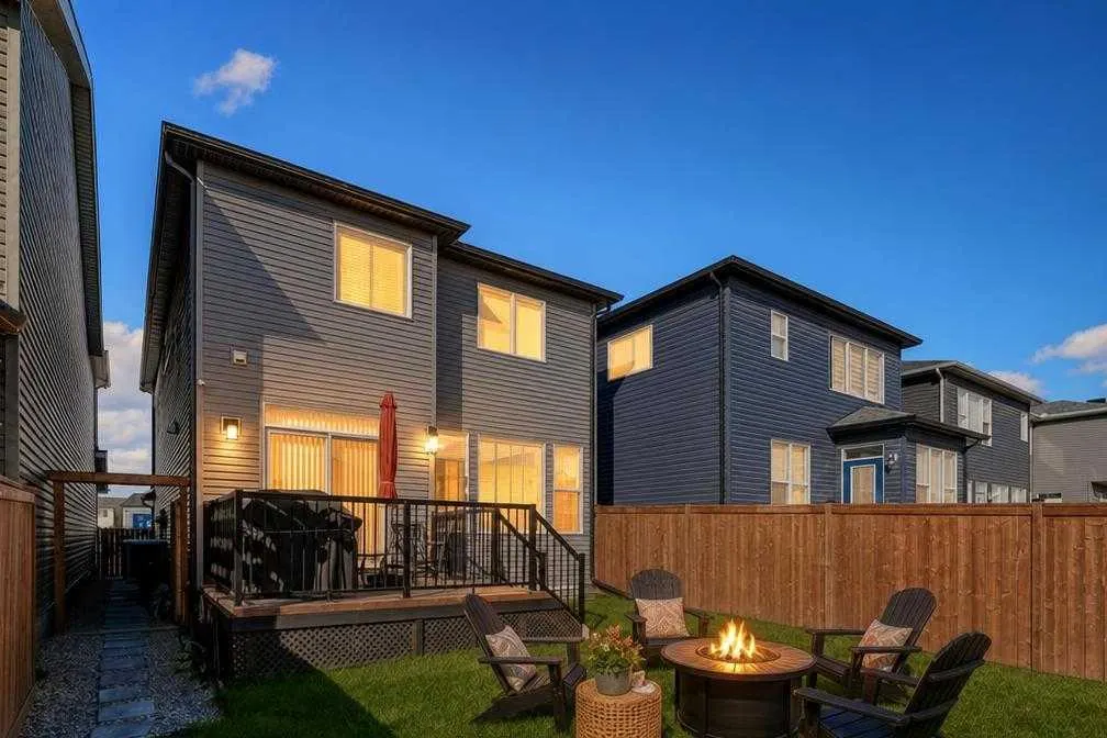 143 Wolf Hollow Manor SE