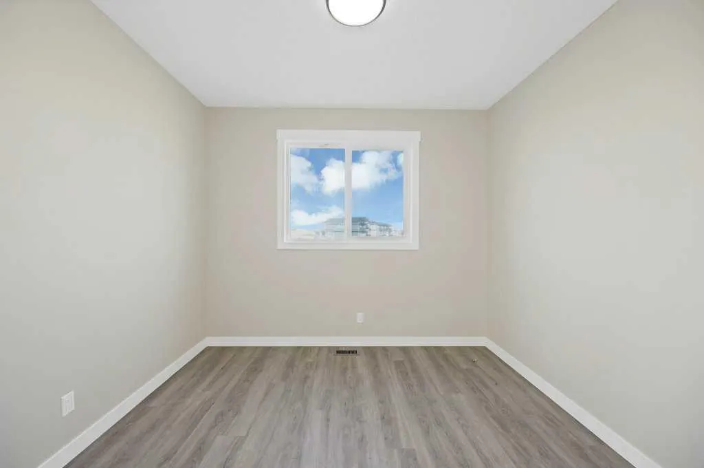 846 Chelsea Village S