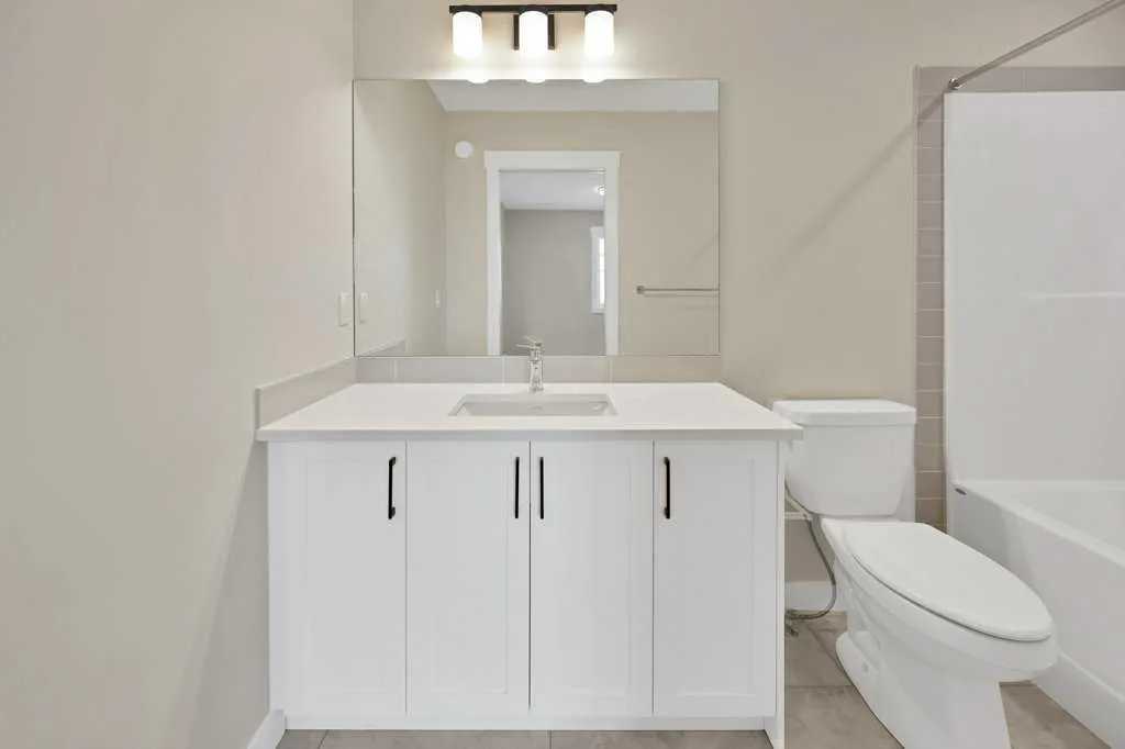 846 Chelsea Village S