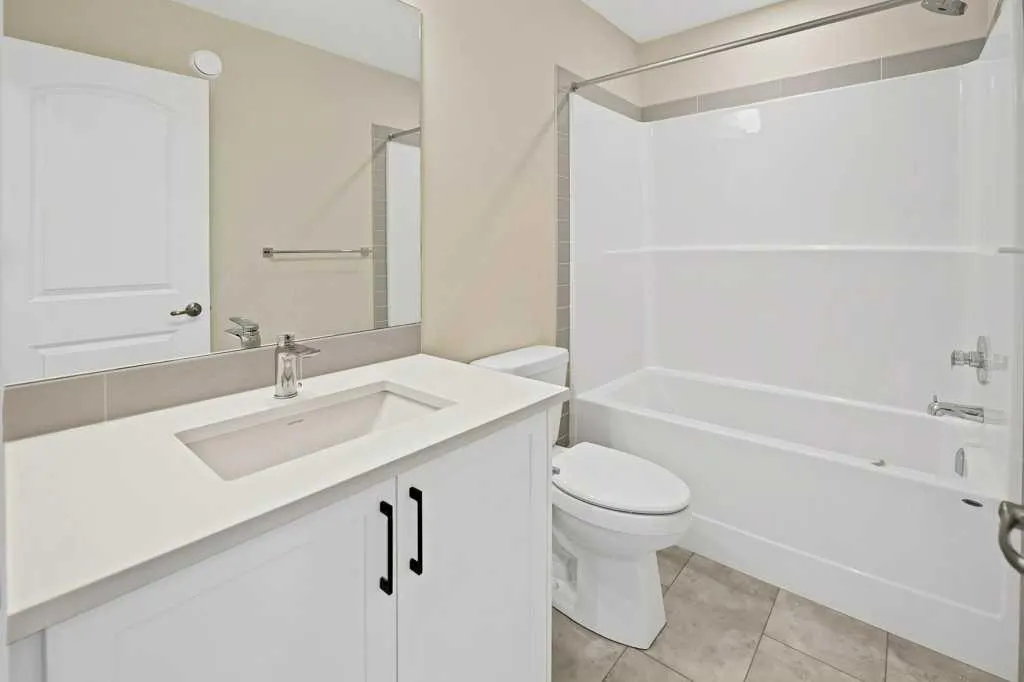 846 Chelsea Village S