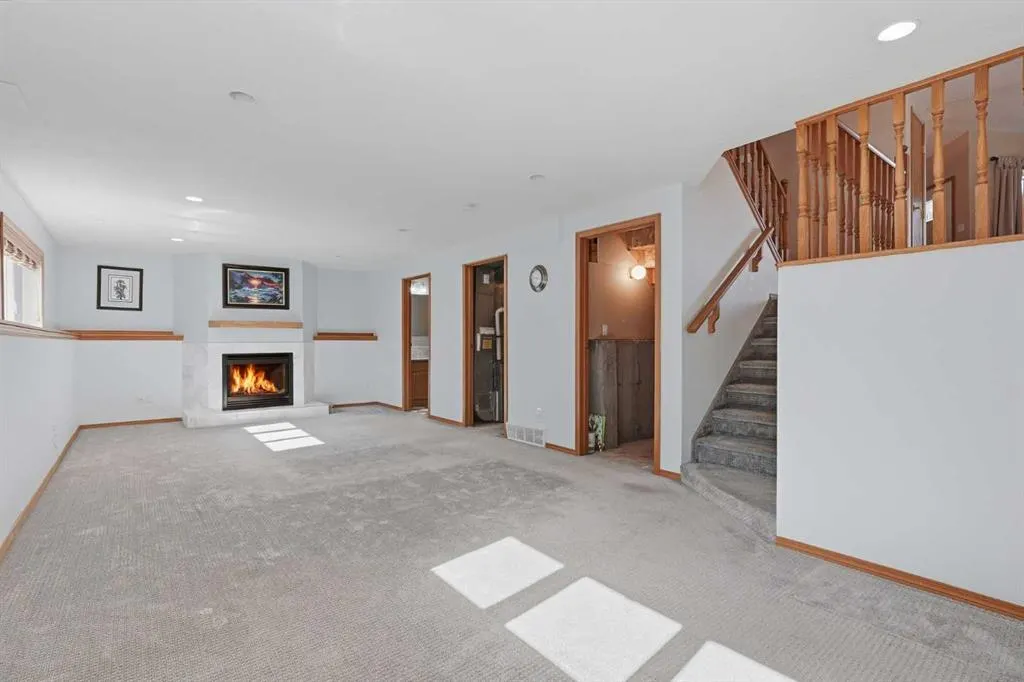 115 Cougar Road N