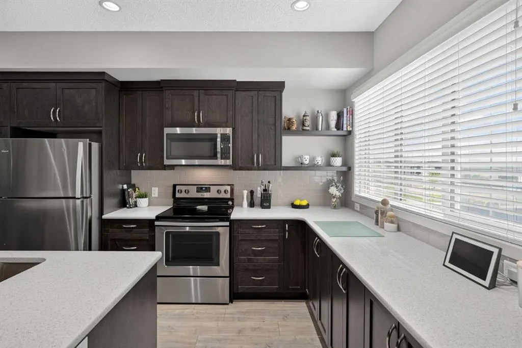 412 Nolanlake Villas NW