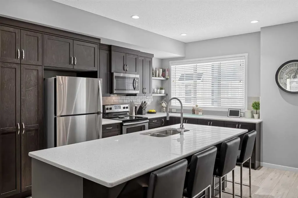412 Nolanlake Villas NW