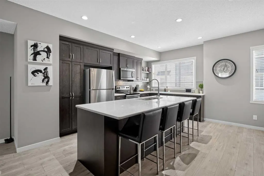412 Nolanlake Villas NW