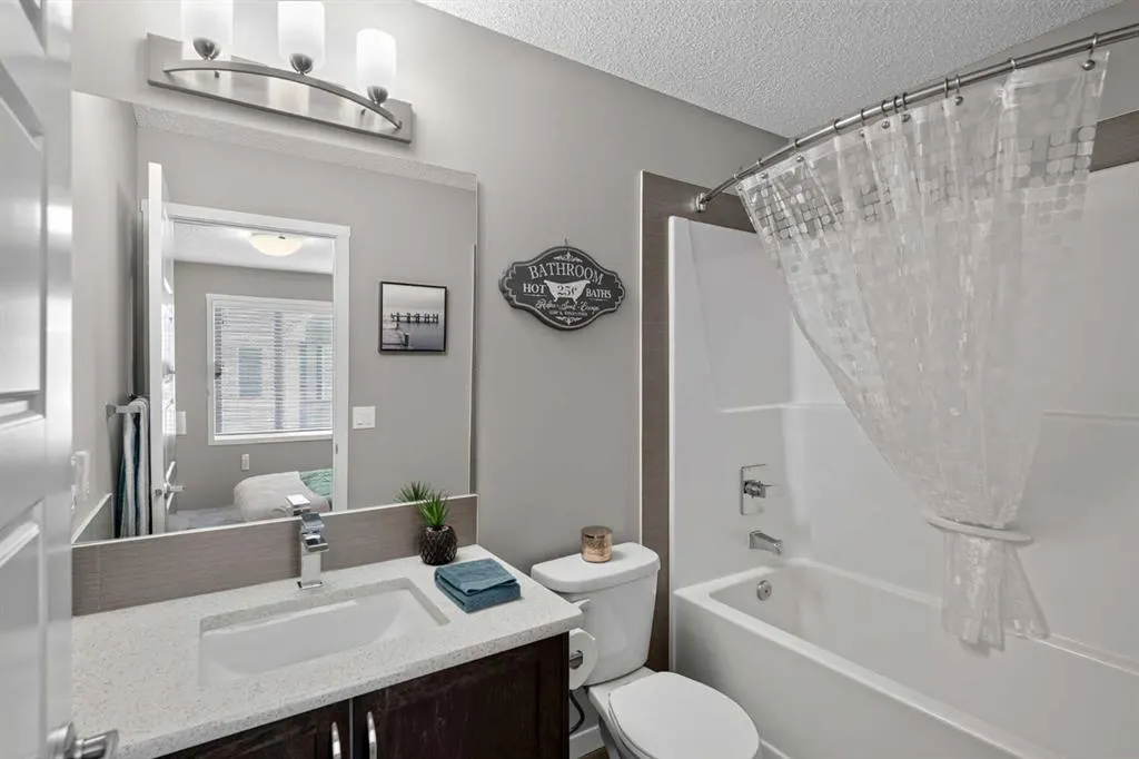 412 Nolanlake Villas NW