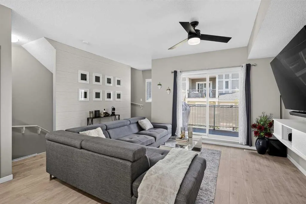 412 Nolanlake Villas NW