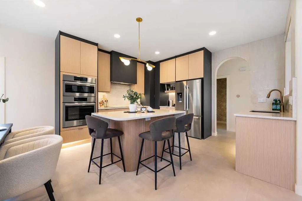125 Discovery Place SW