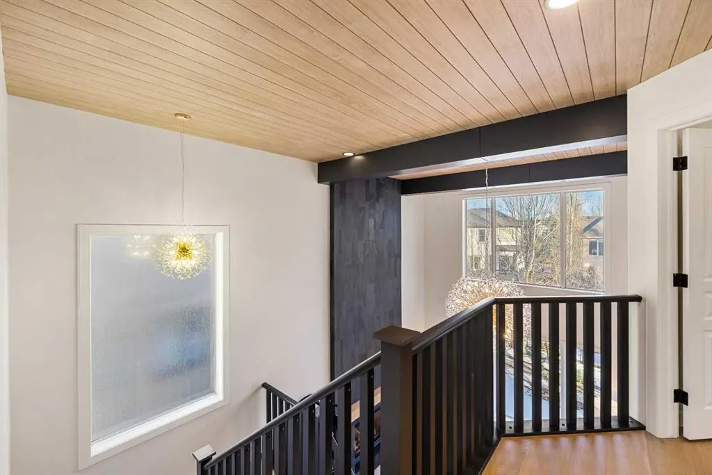 125 Discovery Place SW