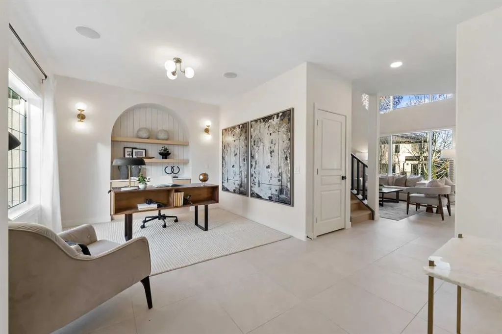 125 Discovery Place SW