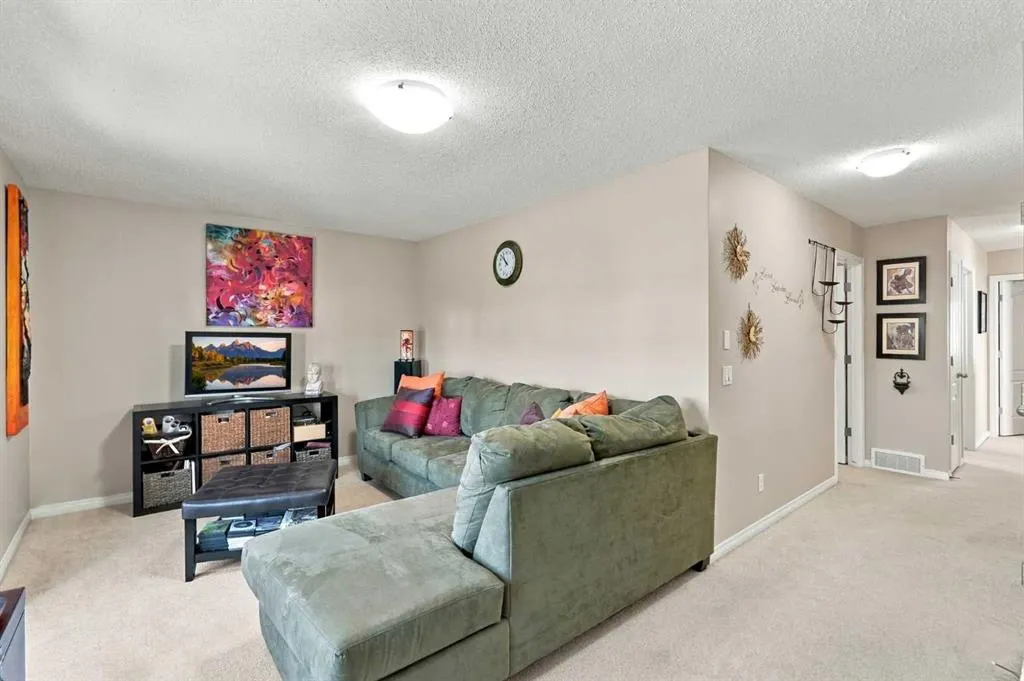 81 Walden Rise SE