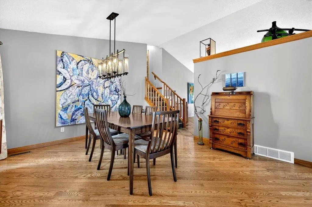 5 Sunset Crescent