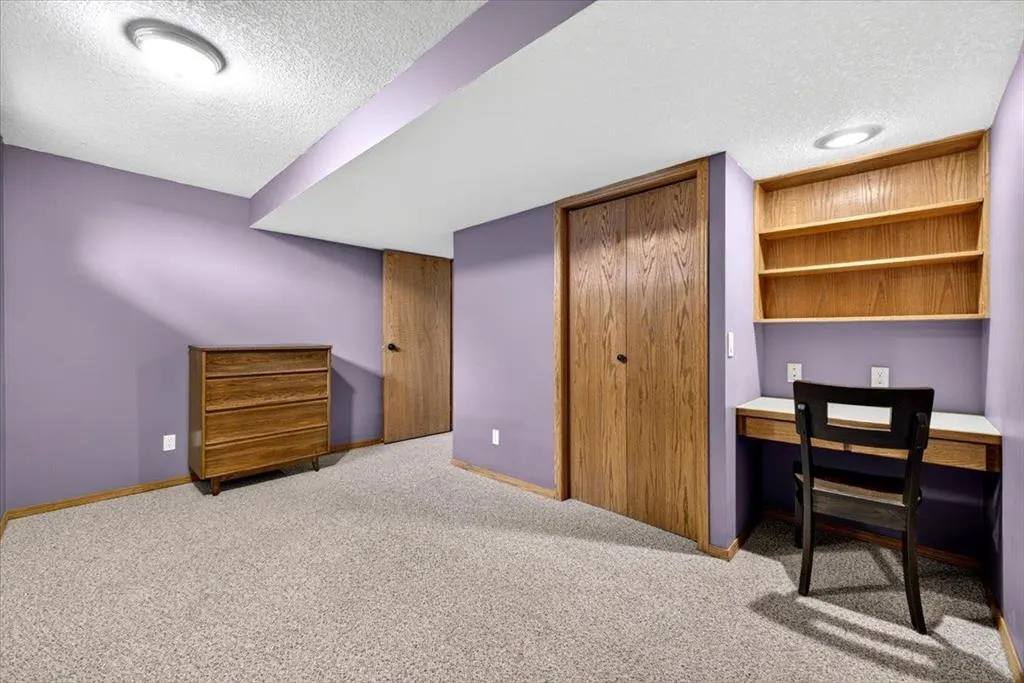 5 Sunset Crescent