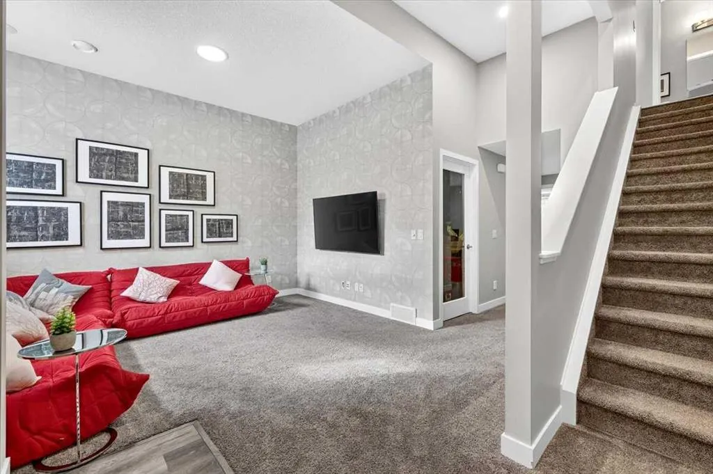 349 Masters Road SE