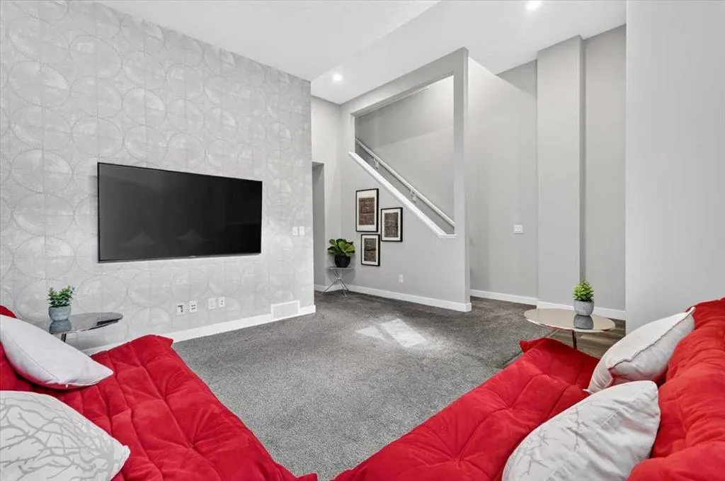 349 Masters Road SE
