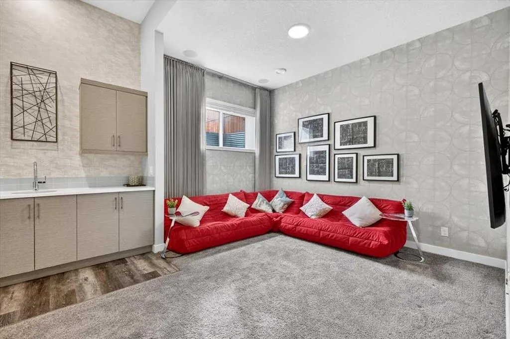 349 Masters Road SE