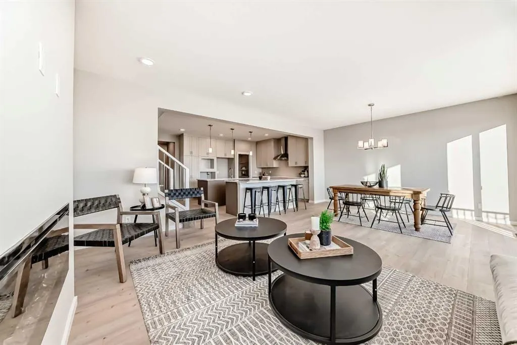 153 Rangeview Path SE