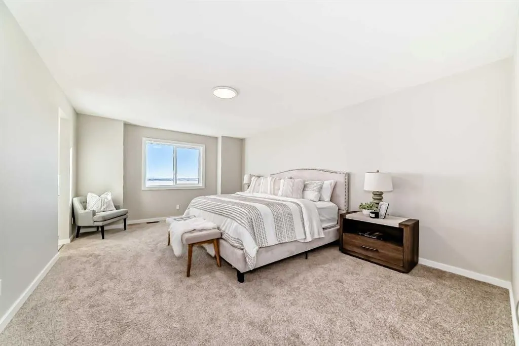 153 Rangeview Path SE