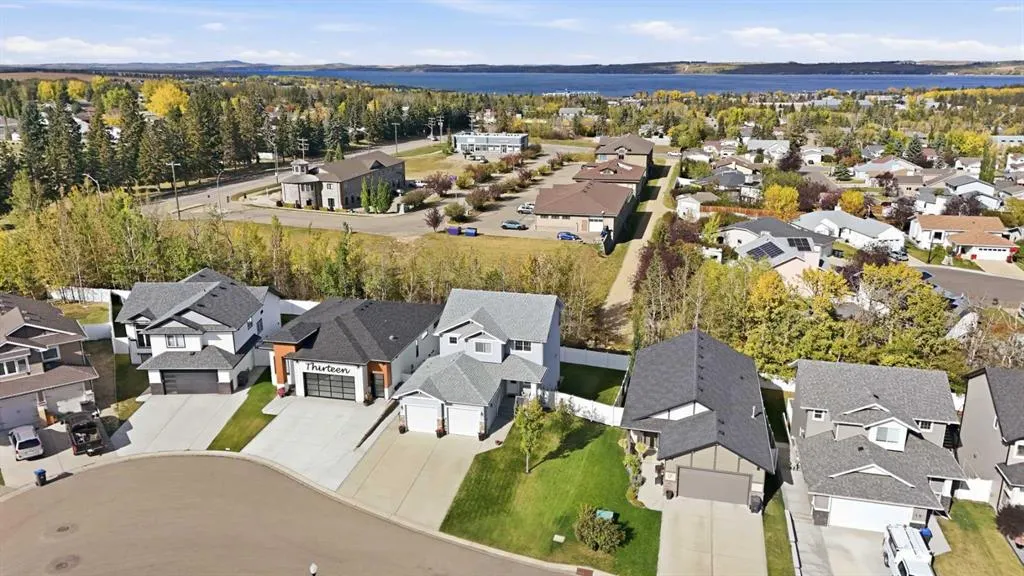 15 Cole Way