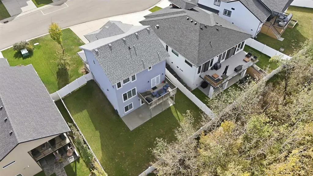 15 Cole Way