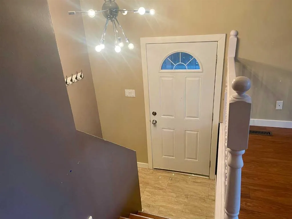 229 Lafayette Boulevard W