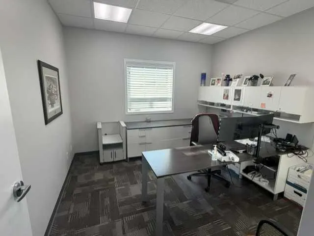 410 2 Avenue W