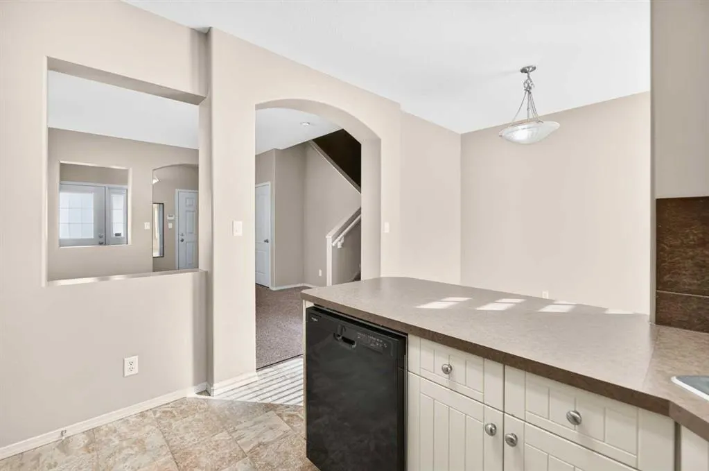 21 Pinetree Close