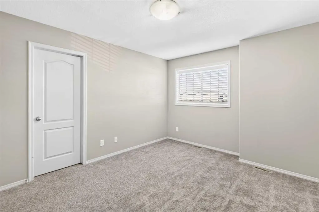 21 Pinetree Close