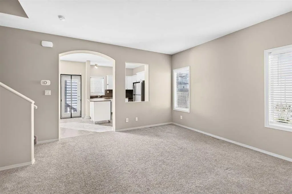 21 Pinetree Close
