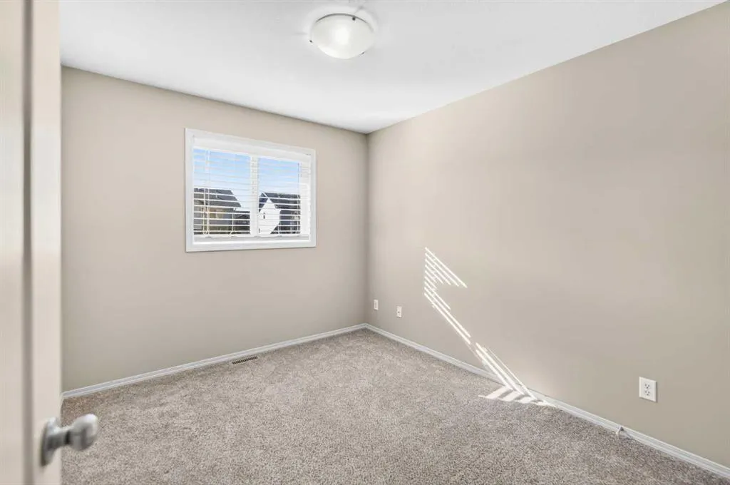 21 Pinetree Close