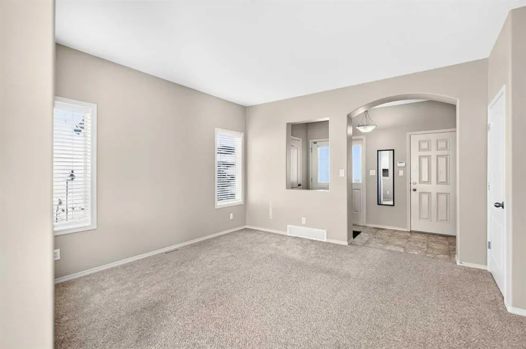 21 Pinetree Close