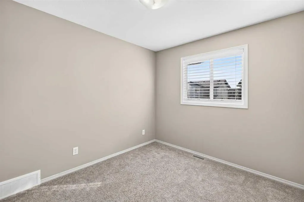 21 Pinetree Close