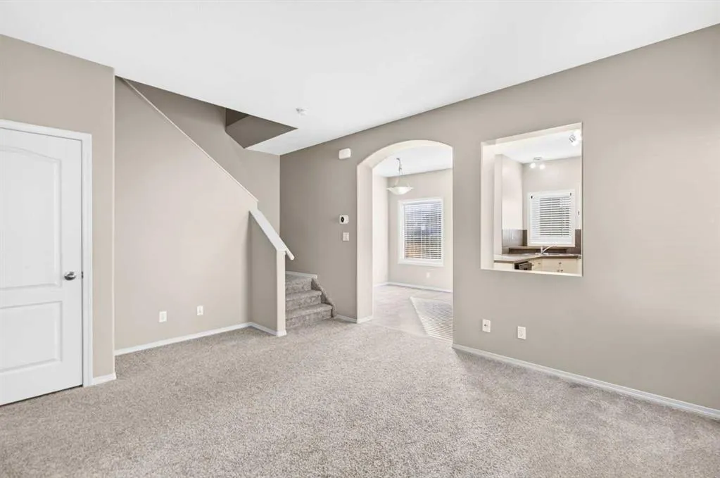 21 Pinetree Close